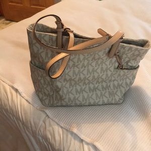 Michael Kors jet tote - like new condition - white